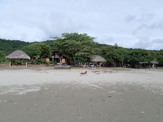Natürliche unberührte Playa Hermosa