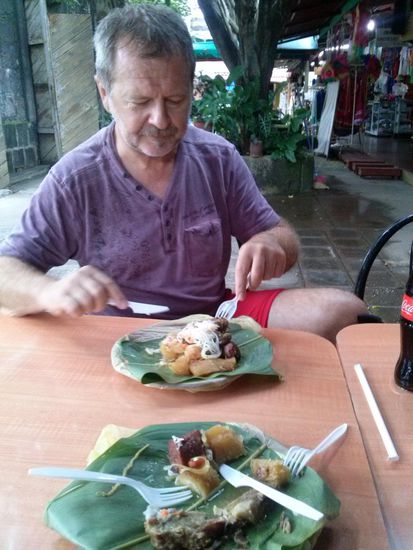 Essen auf dem Markt in Massaya