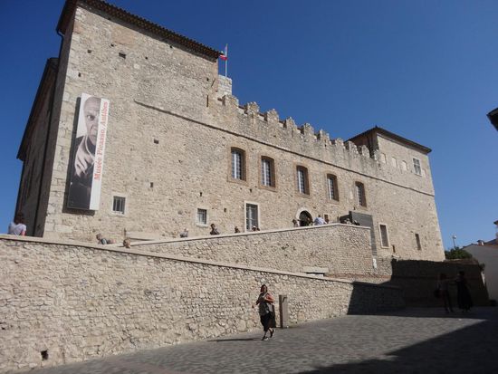 Im Château Grimaldi wohnte 1946 Picasso, heute ist es ein Picasso-Museum