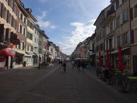 "Morges kann man, muss man aber nicht gesehen haben !!" 
(zumindest auf den ersten Blick)