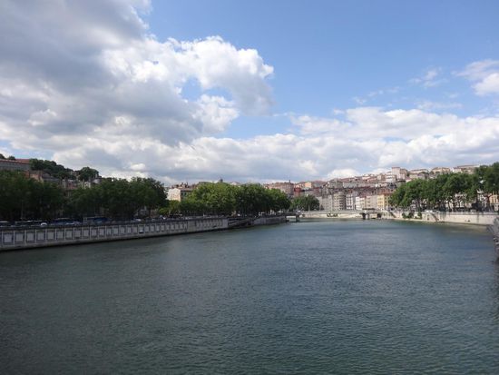 Blick von einer der Rhone-Brücken