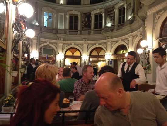 Das nette Restaurant mit unserer Begleitung, Ebru