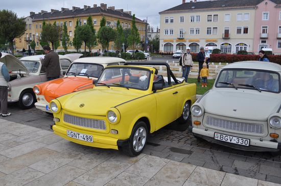 Auch der Trabibesitzer lehnte dankend ab.