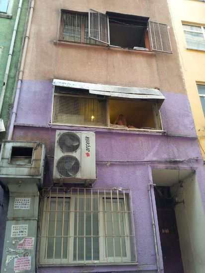 hier soll angabegemäß einer der Gäste an nächsten Vormittag noch gesehen worden sein ! (Ladyboyviertel)