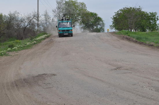 Solche Mondlandschaften, auch genannt Autobahn M3, sind hier völlig normal.
