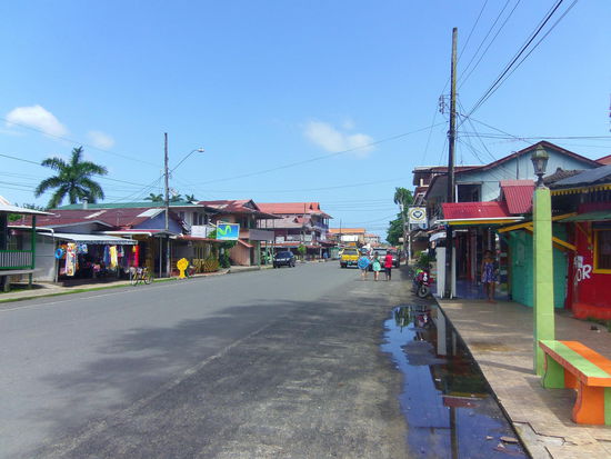 Hauptstraße in Bocas Town