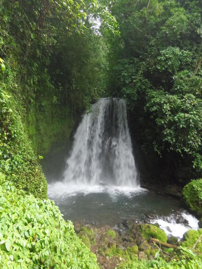 Wasserfall im Parque Nacional Volcán Arenal