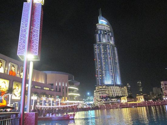 Der See an dem es die Wassershow gibt