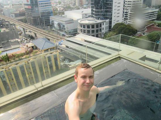Infinitypool in Bangkok