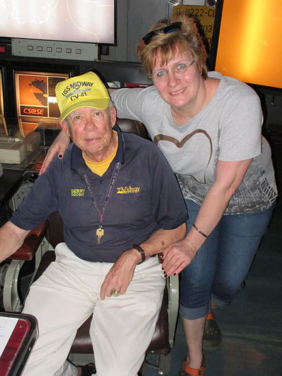 Gerry, der ehemalige Funkkommander, hätte noch Stunden weiter erzählen können. Auch nach dem Schlaganfall ist er hier und erzählt....besser als zu Hause allein zu sein, oder??