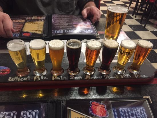 endlich mal ein kaltes Bier....oder 8.....