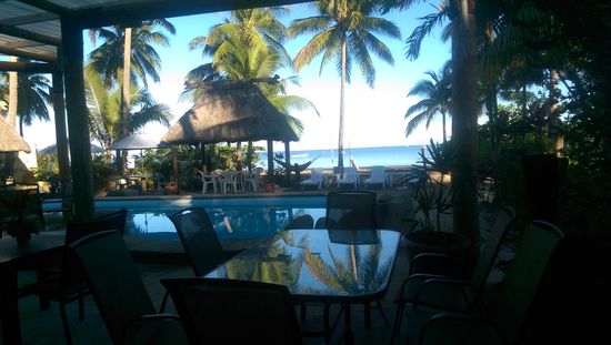 Unser Blick zum Pool beim Frühstück