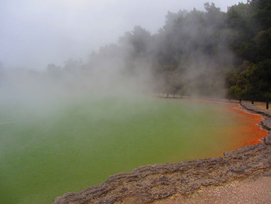 Der Champagnerpool bei Waiotapu