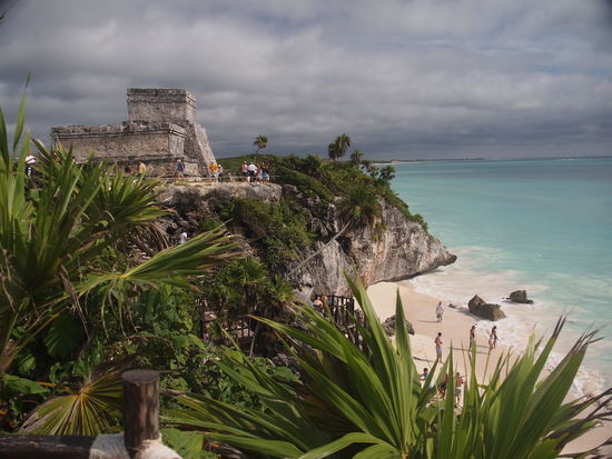 Die Ruinen von Tulum, noch ziemlich ruhig....