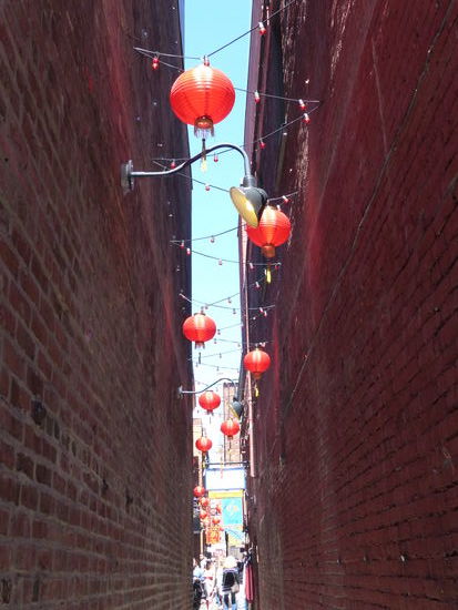 Fan Tan Alley in Chinatown