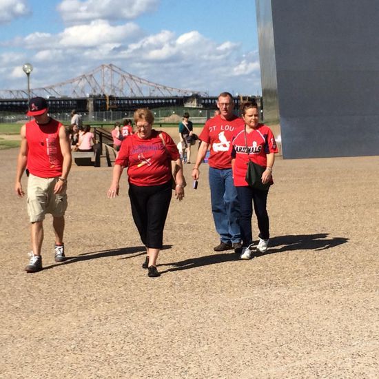 Fans der Cardinals, überall trifft man sie an!