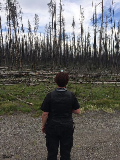 Kauzi und ich schauen nach dem Hirschen, der ist leider nicht auf den Bild  