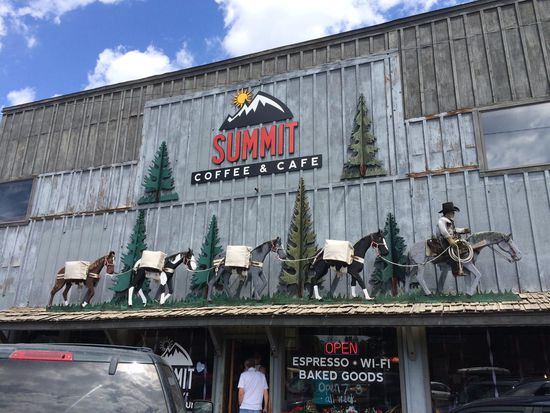 Hier haben wir 40 Minuten auf ein Sandwich gewartet!