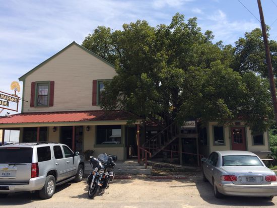 Wo Häuser um Bäume gebaut werden �