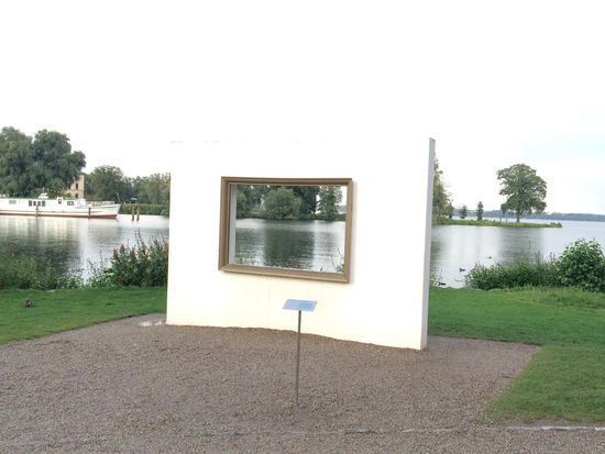 Ein Kunstwerk auf der Insel in Schwerin