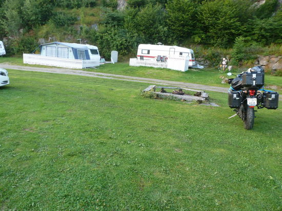 Ein Campingplatz ist gefunden... und zwar in Mandal, der "Sandnes Camping"