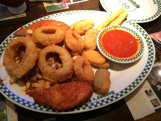 Eigentlich ein Vorspeise-Teller für eine Person. Wir zwei Leichtgewichte haben diesen zusammen gegessen. Als Hauptspeise... 