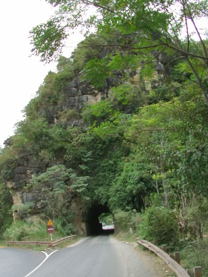 Die Strecke führt entlang der Berge.