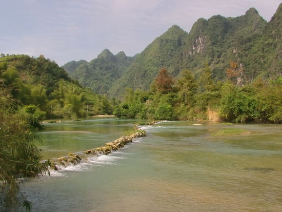 Der Song Quay Son Fluss.
