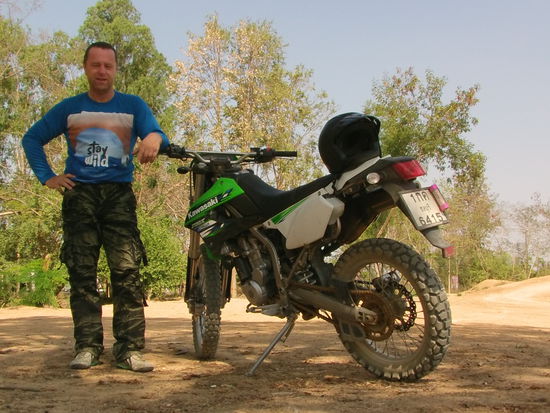 Ich habe mir ein Motorrad gekauft,