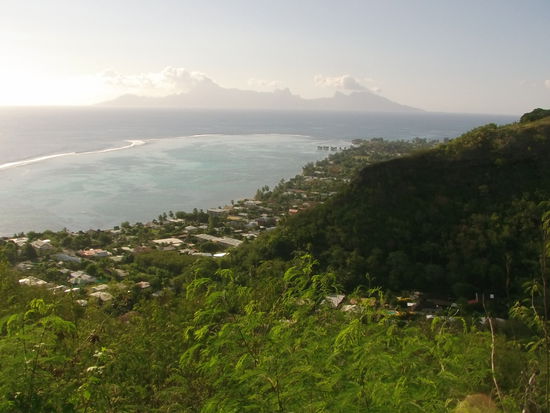 Gegen Mittag wird es zu heiß und ich mache Siesta. Danach erkunde ich die Umgebung.
