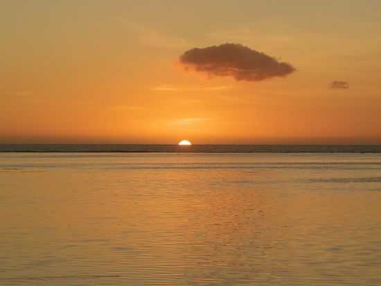 Sonnenuntergang auf Tahiti - Ein Traum wird wahr.