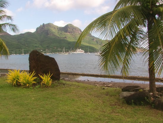 Ich schlendere noch etwas die Pier entlang und mache einen Abstecher ins Dorf.