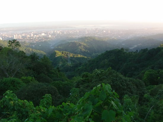 Am Abend bin ich noch etwas die Berge hoch gefahren, um den Sonnenuntergang zu geniessen.