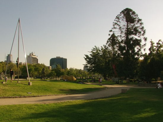 mit reichlich Kunst.