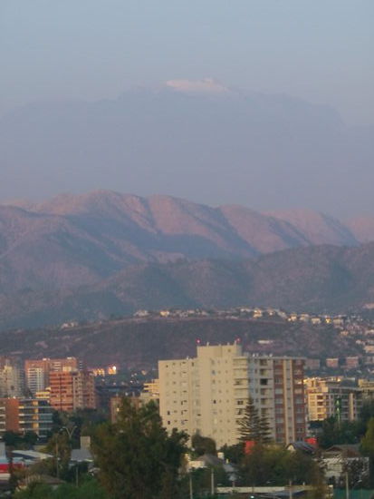 Schon von Carlos Balkon aus kann man die eisbedeckten Gipfel erkennen.