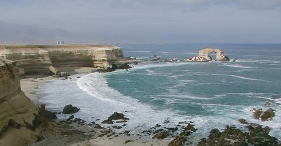 Am nächsten Tag fahre ich in die Wüste, vorbei am La Portada.