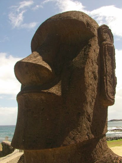 Die Osterinsel mit den Moai Skulpturen,