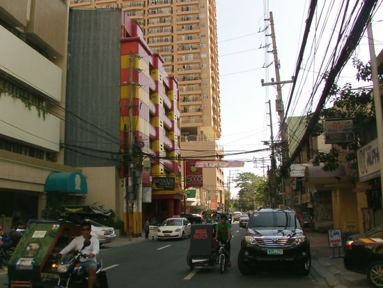 Ich habe noch zwei Nächte und einen Tag in Manila. Dann geht es auf die Fidschi Inseln.