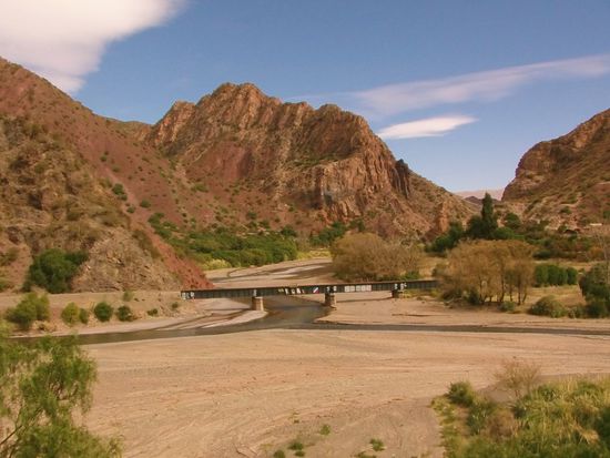 Von der Grenze sind es ca. 80 km bis Tupiza.