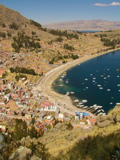 Man hat einen tollen Blick auf den See.