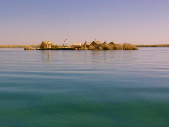Jedes Boot fährt zu einer anderen Insel. Wir sind 25 Personen.