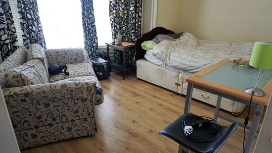 Ich habe mir ein Zimmer gemietet, 25 Pfund, ca. 30€, bedeutend günstiger wie die BnB in Kings Lynn.