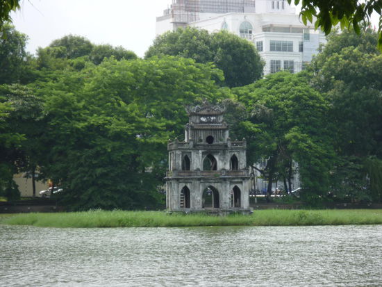 kleine Pagode auf dem Hoan Kiem See