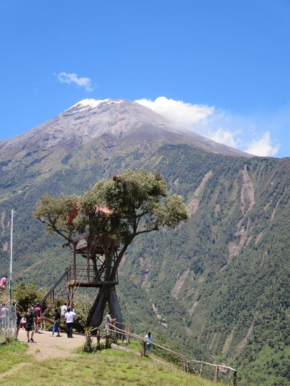 Casa del arbol und Tungurahua