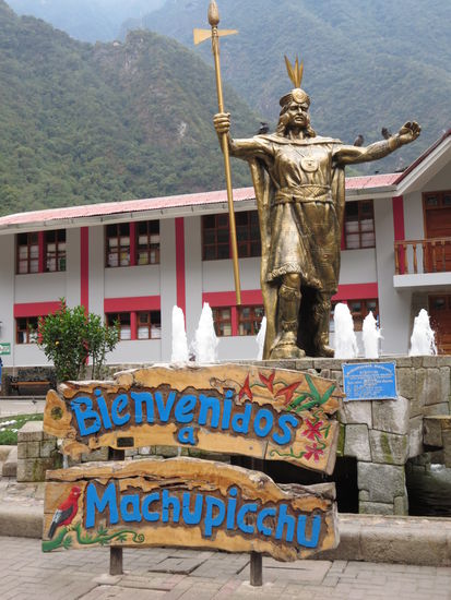 Aguas Calientes um 06:30 am Morgen