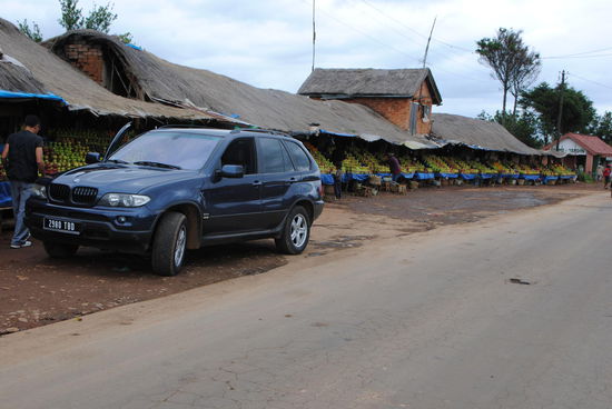 Obststände, so weit das Auge reicht