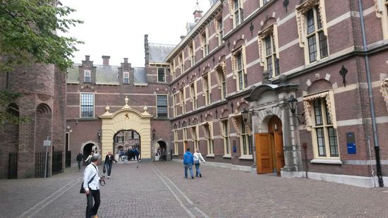 Sitz der holländischen Regierung.