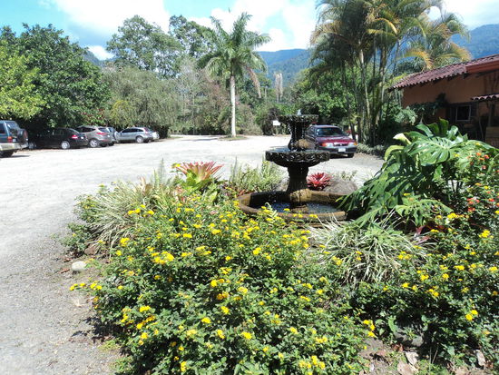 Parkplatz des Restaurant/Hotels