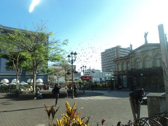 Kurzer Zwischenstop in San Jose um die anderen Mitreisenden einzusammeln