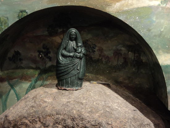 Statue im hinteren Teil der Basilica